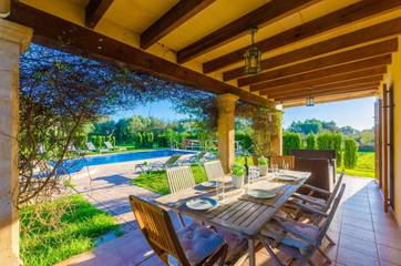 Villa in Inca, Mallorca Inselmitte für 8 