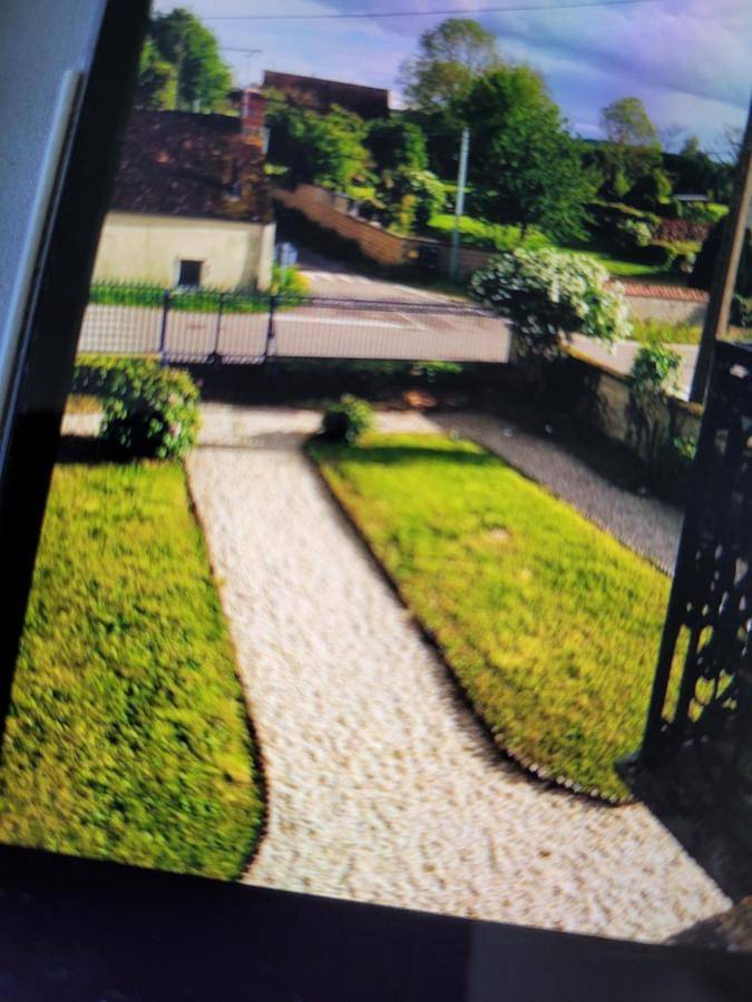 Appartement de vacances pour 3 personnes, avec Balcon et Jacuzzi ainsi que Terrasse et Jardin