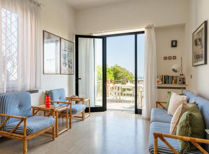 Ferienhaus für 6 Personen, mit Terrasse und Ausblick sowie Garten in Rimini