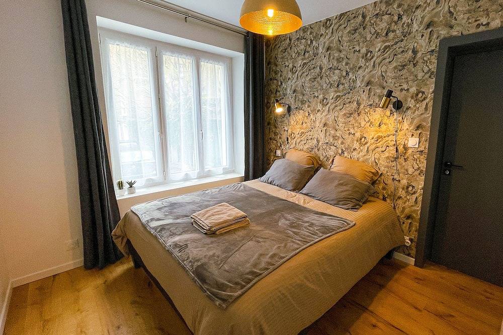 Luxury apartment with garden in the old town! in Boulogne-sur-Mer, Boulogne-sur-Mer und Umgebung
