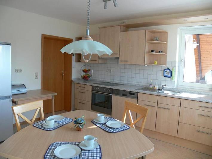 Ferienwohnung für 6 Personen, mit Balkon und Terrasse sowie Ausblick in Wolfhagen - 2