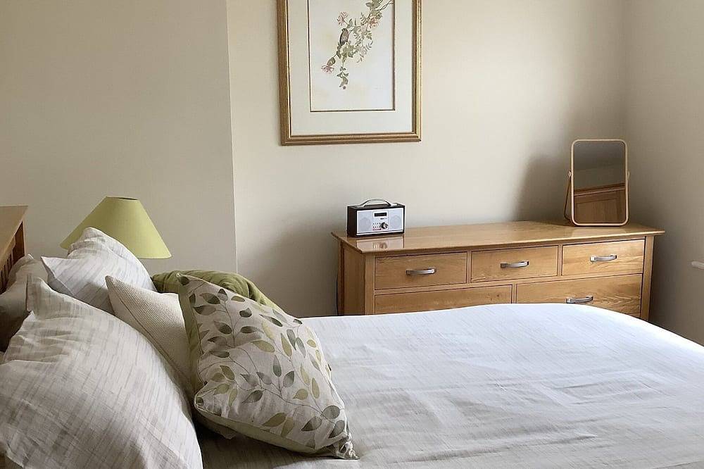 Instow period cottage, sleeps 6, close to beach, dog friendly in Instow, Devon