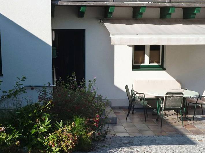 Ferienwohnung für 3 Personen, mit Balkon und Terrasse sowie Garten und Ausblick im Salzkammergut - 3