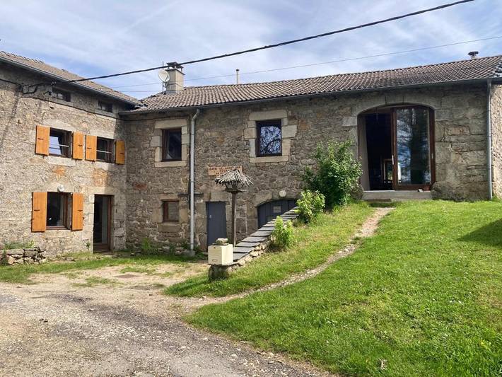 Maison de vacances pour 8 personnes, avec Terrasse et Jardin à Tence