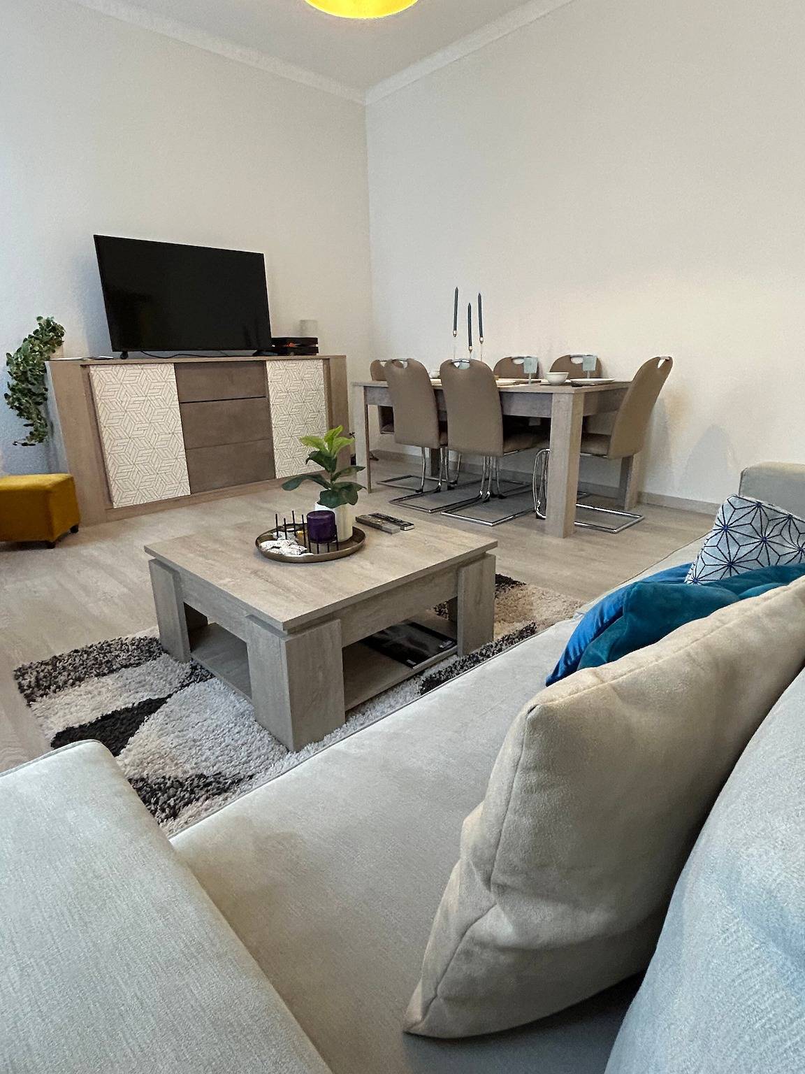 Ganze Wohnung, Apartment 'Casa Azul – Nevers Nähe Bahnhof' in Nevers, Nièvre