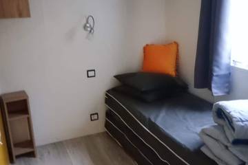 Camping pour 8 Personnes dans Saint-Julien-en-Born, Région de Dax, Photo 4