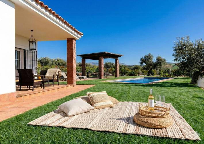 Piscine privée et jardin à Álora, Málaga in Álora, Province de Málaga
