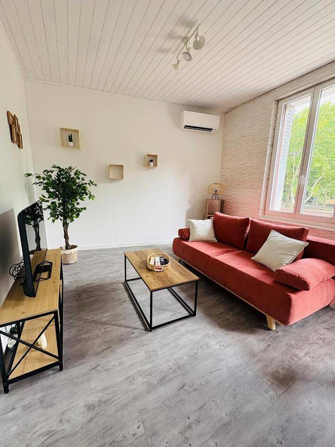 Gîte pour 4 personnes, avec vue à Soual