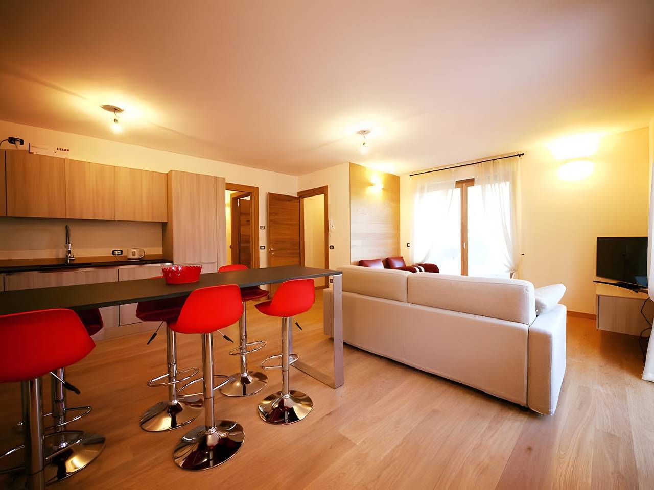 Ganze Wohnung, Apartment 'Sunny Arabba' mit Bergblick, privatem Garten und Wlan in Verseil, Dolomiti Superski