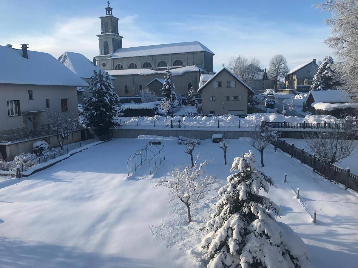 Appartement entier, Meublé de tourisme in Frasne, Jura Francais
