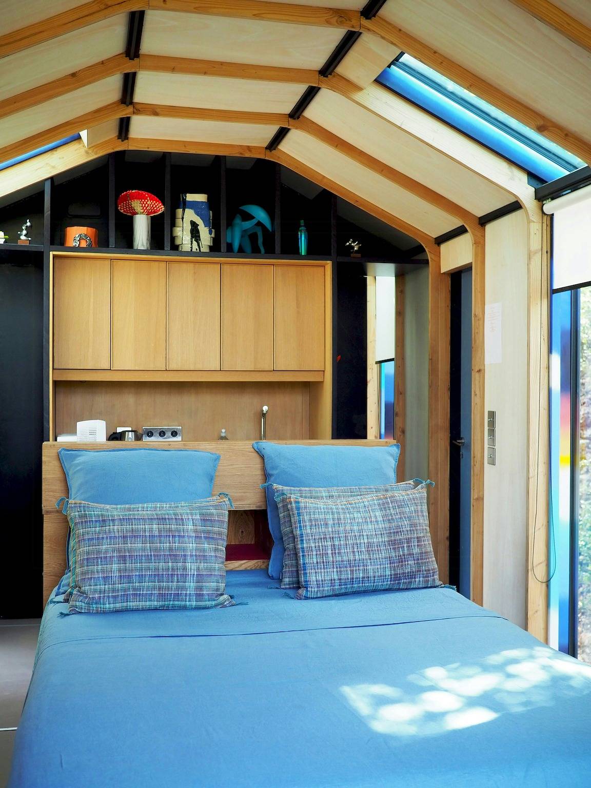 Cabane design avec piscine partagée à Bras in Bras, Région de Brignoles