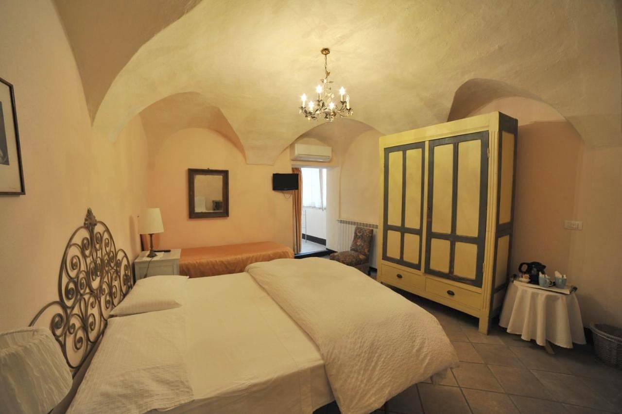 Erasmo Rooms & Breakfast in Bagni Atlantic, Commune de Finale Ligure