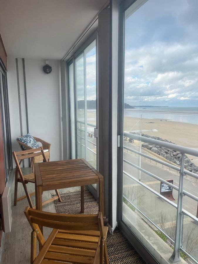 Appartement entier, Les pieds dans l'eau in Les Rosaires, Plérin