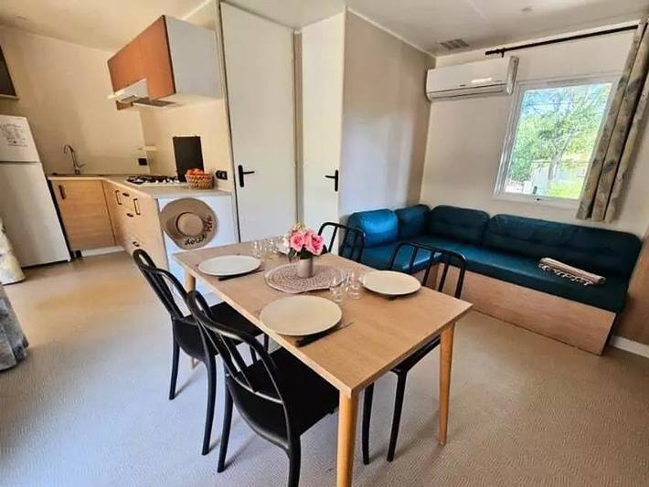 Mobil home pour 4 personnes, avec bassin pour enfant à Saint-Saturnin-lès-Apt - 4