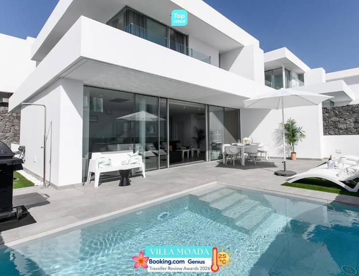 Chalet para 6 personas, con jardín además de vistas y piscina en Sueño Azul