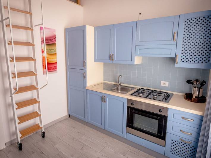 Gîte pour 3 personnes, avec terrasse à Tre Fontane - 2