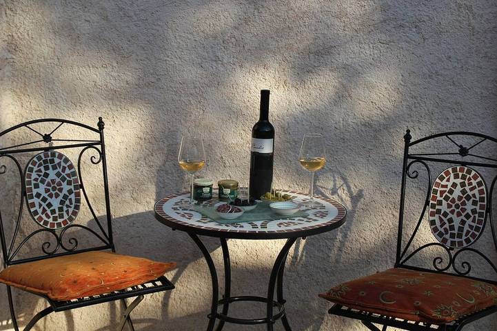 Maison rénovée avec piscine chauffée sur le Golf v. St-Tropez au milieu des vignes in Le Plan-de-la-Tour, Côte méditerranéenne (France)