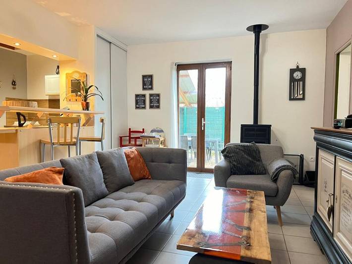 Gîte pour 4 personnes, avec jacuzzi et jardin à La Cerlangue - 2