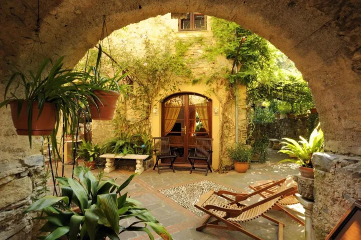 Bed and breakfast per 3 persone, con sauna e giardino nonché panorama e piscina, adatto a famiglie con bambini - 1