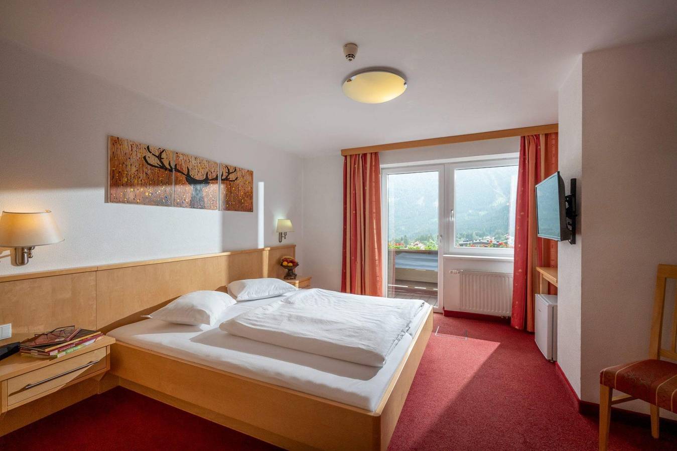 Tweepersoonskamer, douche, Wc in Maurach, Eben am Achensee