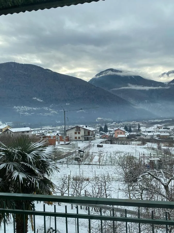 Appartamento vacanze per 8 persone, con panorama e giardino nonché balcone - 1