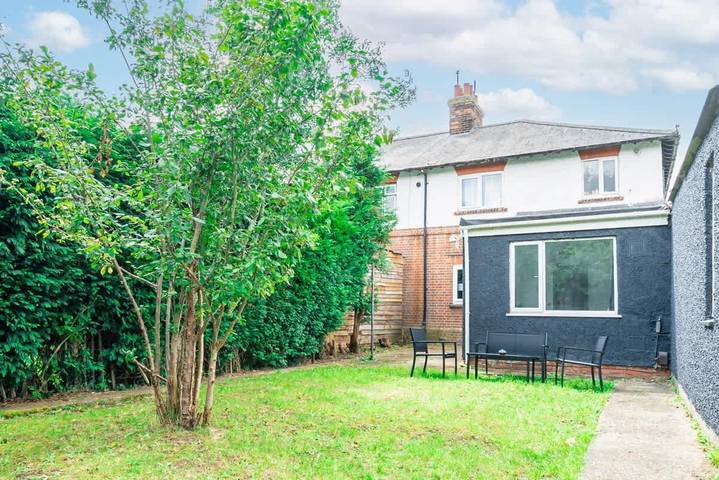 Gîte pour 5 personnes, avec jardin, animaux acceptés à Oxford - 2