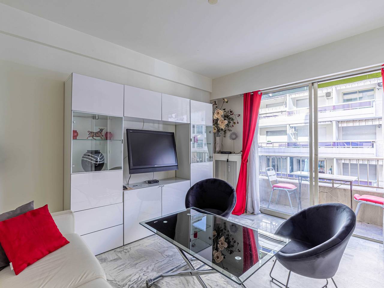 Appartement entier, Cosy studio coeur de Cannes - Proche mer in Cannes, Côte méditerranéenne (France)