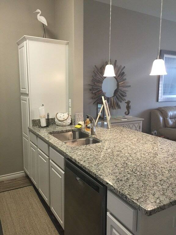 Tolle Preise in Strandnähe! Schön dekoriert und bereit für Sie! in North Padre Island, Corpus Christi