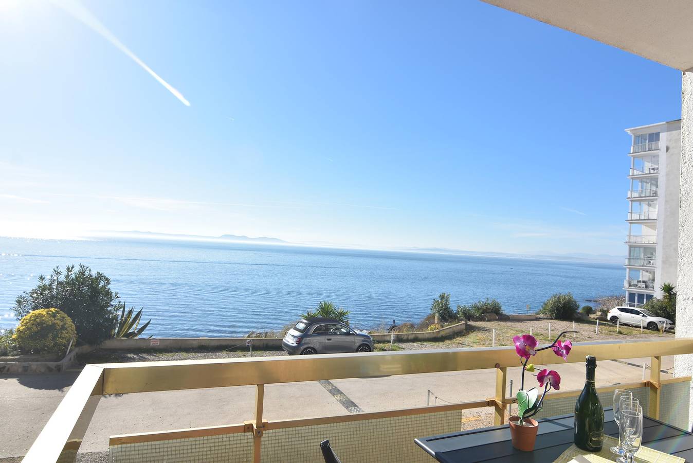 Apartamento entero, ¡Acogedor Apartamento con Vistas al Mar en Roses, Costa Brava! Reserva Ahora para tus Vacaciones Perfectas. in Roses, Alt Empordà