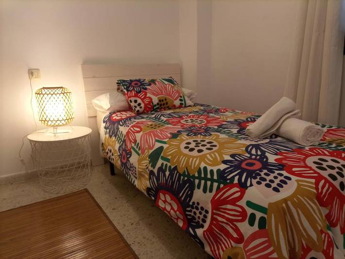 Gîte pour 5 personnes, avec balcon à La Línea de la Concepción - 4