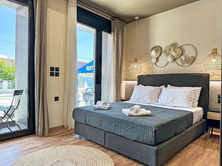 Gîte pour 2 personnes, avec terrasse, adapté aux familles dans Érétrie