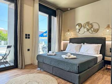 Gîte pour 2 personnes, avec terrasse, adapté aux familles dans Érétrie