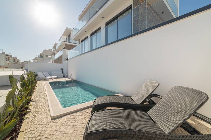 Casa de férias para 6 pessoas, com terraço e jardim em Salir do Porto