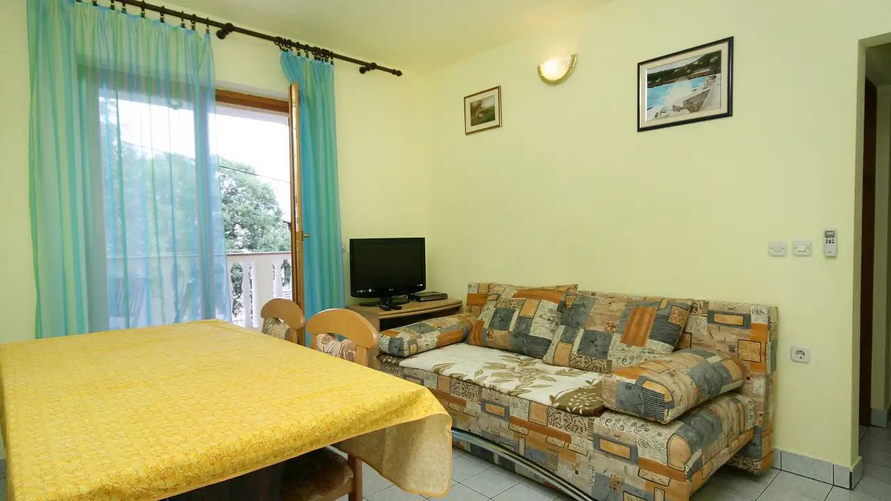 Ganze Ferienwohnung, Ferienwohnung für 4 Personen (35 m²) in Povile in Povile, Primorje-Gorski Kotar