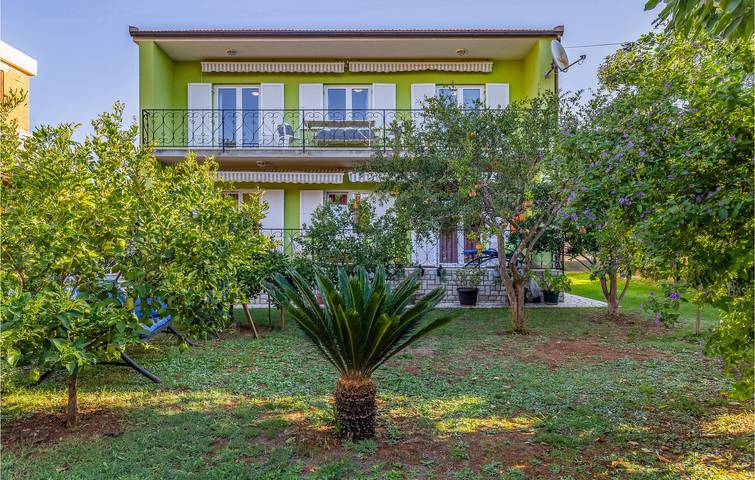 Holiday apartment for 6 people, with terrace, with pets - 1