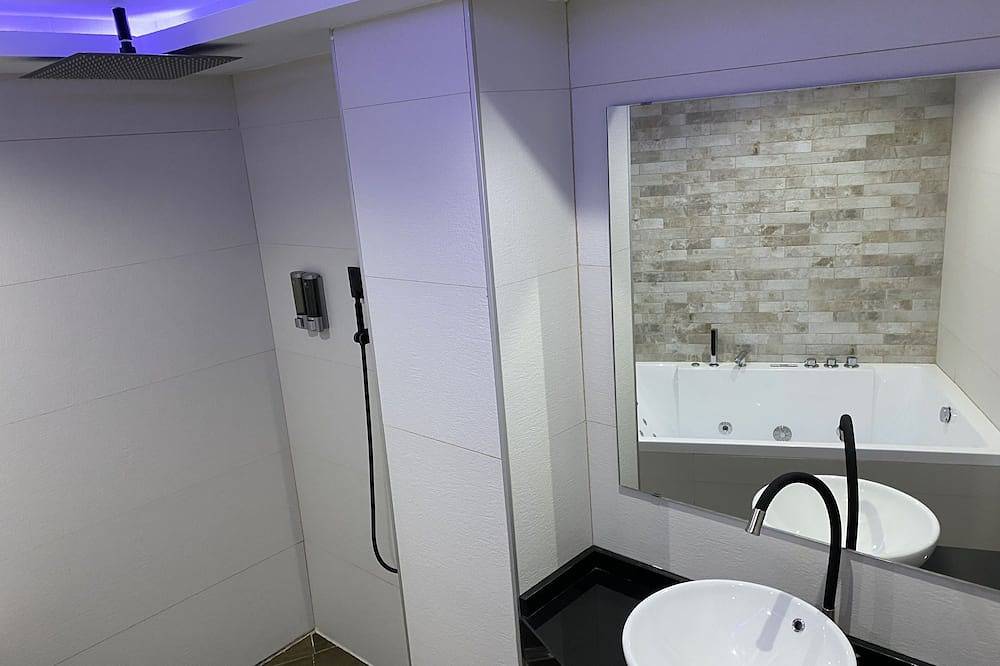 Entire apartment, Supreme Gold in Linares, Jaén Province