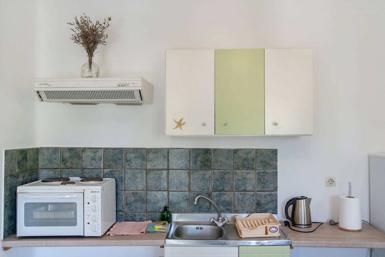 Casa de vacaciones 'Green Retreats 1 Paros' con vistas a la montaña, Wi-Fi y aire acondicionado in Paros
