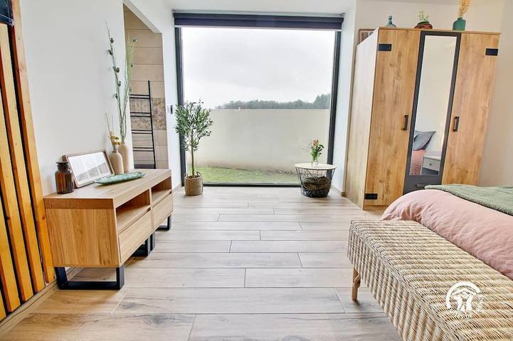 Location de vacances pour 10 personnes, avec piscine ainsi que terrasse et jardin à Pluméliau - 3