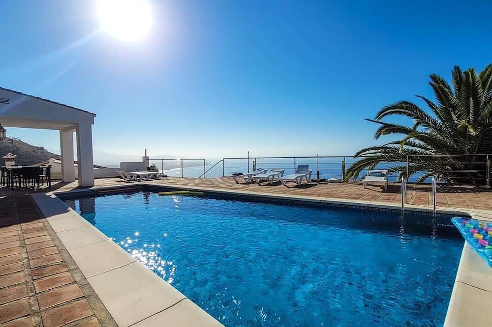 Casa vacanza a Salobrena a partire da 562€ a notte