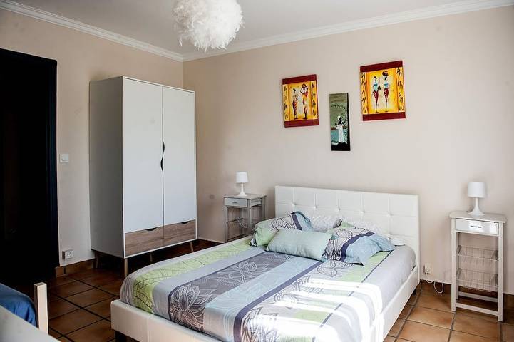 Location de vacances pour 17 personnes, avec balcon et jardin à Aubenas - 3