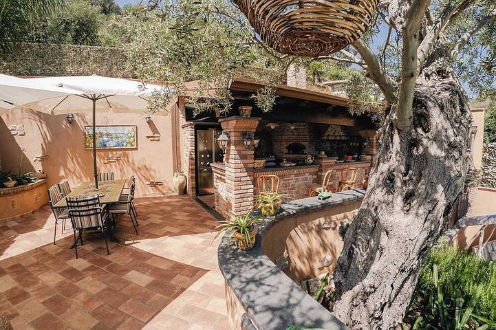 "Villa Alecla" - Sea Villa near Taormina. in Sant'Alessio Siculo, Provincia di Messina