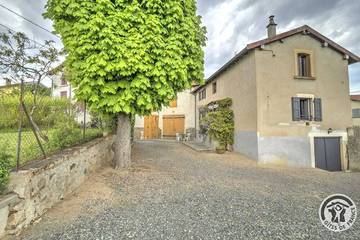 Gîte pour 4 personnes, avec jardin à Régnié-Durette