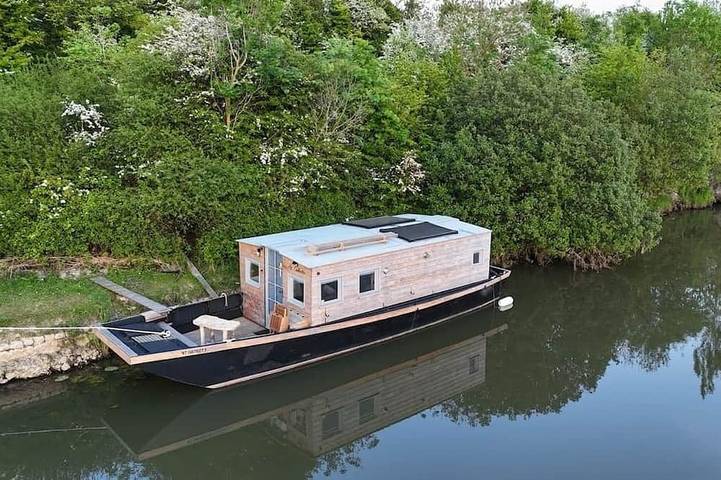 Péniche pour 2 personnes dans la Manche