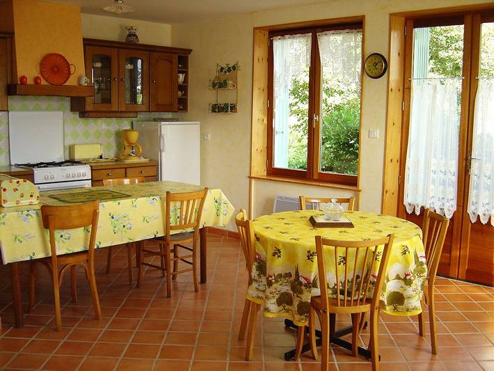 Gîte pour 4 personnes, avec Balcon ainsi que Terrasse et Jardin dans le Puy-de-Dôme - 3