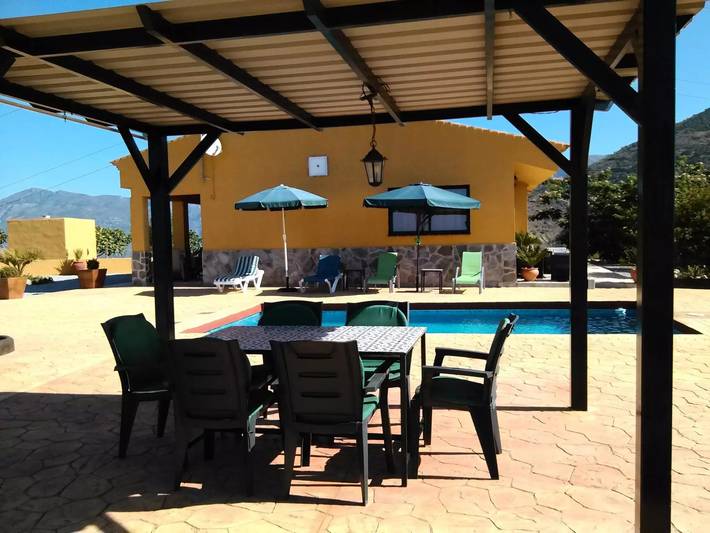 Casa rural para 6 personas, con jardín y piscina en Ítrabo - 4