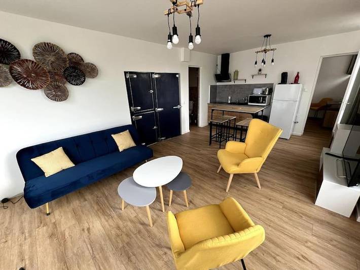 Gîte pour 2 personnes, avec vue à Ouzouer-sur-Trézée