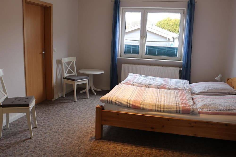 Ganze Wohnung, Appartement/Fewo 1, Dusche, Wc - Ferienhof Lembke in Kieler Förde, Kiel