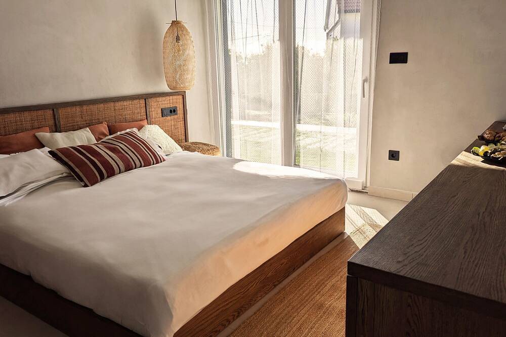 A Luxurious Mediterranean Escape on a Serene Island - Garden Haven Room /3 in Drvenik Mali und Veli
