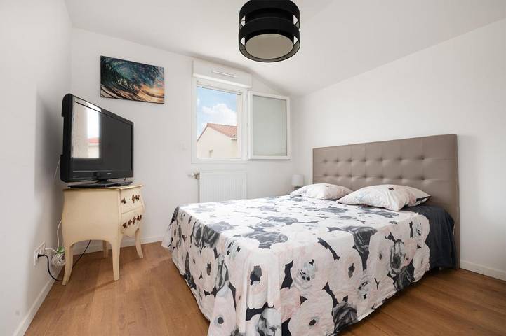 Gîte pour 7 personnes, avec Terrasse à Aucamville - 3