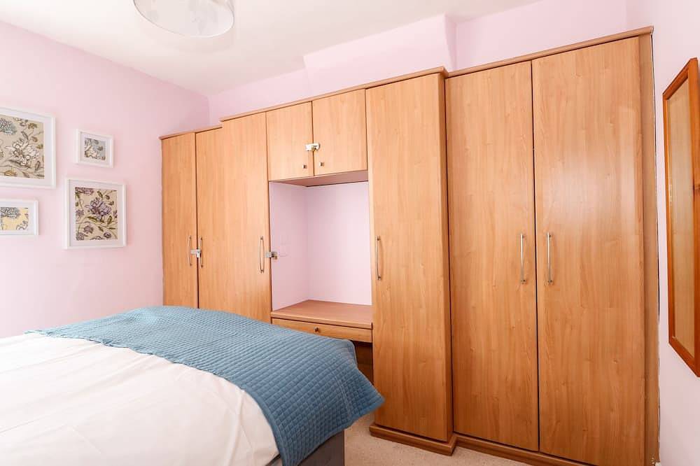 Magdalene House, family friendly, character holiday cottage in Louth in Louth, Lincolnshire